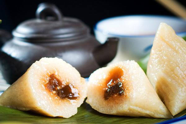 與“粽”不同，勁華機(jī)械帶您了解粽子包餡機(jī)械化制作流程